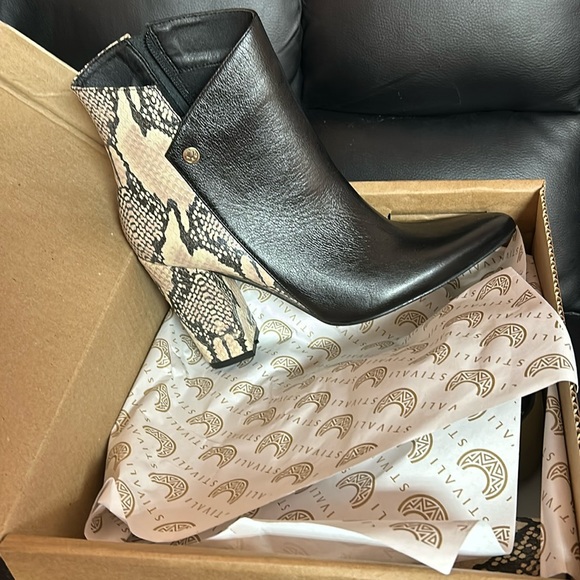 stival Shoes - Stival Hand Crafted Leather Booties